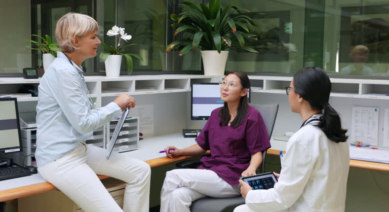 طراحی وبسایت سلامت و CRM پزشکی، مدیریت کارآمد مطب پزشکان