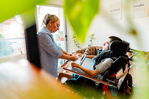 سئو برای مراکز توانبخشی عصبی و جسمی در اصفهان - افزایش بیماران توانبخشی