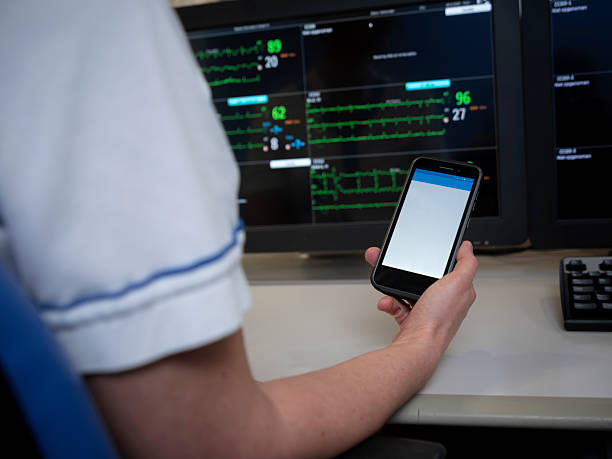 طراحی UX بیماران و نوبتدهی آنلاین برای مراکز نوار قلب در شیراز: نوبتدهی آنلاین پزشکی و مدیریت نوبت مراکز قلب با فناوری هوشمند