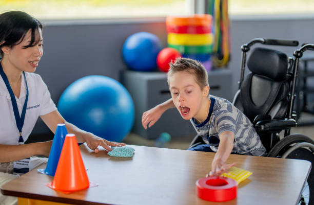 سئو تخصصی پزشکی برای مراکز توانبخشی عصبی در شیراز - اهمیت سئو کلینیک در توانبخشی