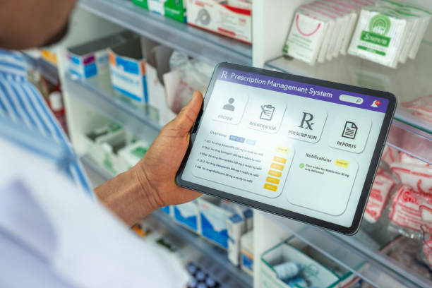 توسعه وب و CRM پزشکی برای داروخانههای تخصصی در مشهد - آینده دیجیتال داروخانهها و نرمافزار داروخانه 2026