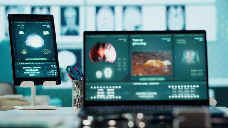 توسعه وبسایت سلامت و نرمافزارهای مدیریت مطب برای آزمایشگاه پاتوبیولوژی در قزوین - آزمایشگاه پاتوبیولوژی