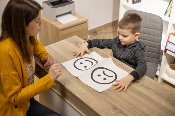 سئو روانشناس کودک و جذب مراجعین روانشناسی در شیراز: افزایش دیده شدن آنلاین و مشاوره دیجیتال مارکتینگ سلامت