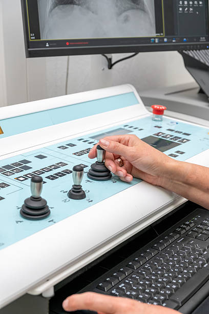 بهینهسازی نوبتدهی آنلاین و یکپارچهسازی CRM پزشکی برای مراکز رادیوتراپی در مشهد: مدیریت هوشمند و تجربه بیمار 2026 - مدیریت هوشمند رادیوتراپی