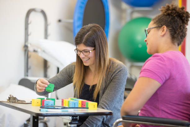 طراحی سایت پزشکی و برندینگ دیجیتال برای مراکز توانبخشی عصبی در اراک: مراکز توانبخشی عصبی