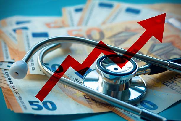 مدیریت هزینهها و جذب بیمار در بازاریابی دیجیتال سلامت کرمان