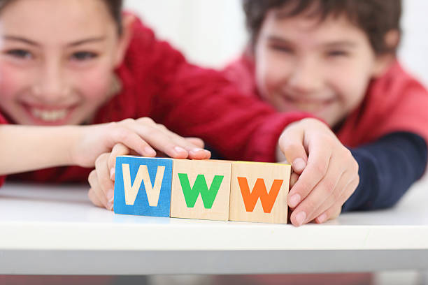 سئو سایت پزشکان برای طراحی سایت دندانپزشکی کودکان، نمادی از امنیت و بهینهسازی در اینترنت