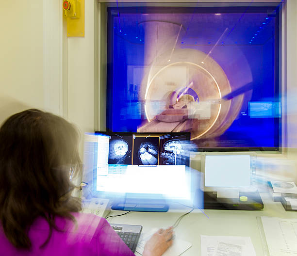 اسکنر MRI در بیمارستان | طراحی پرتال نوبتدهی آنلاین MRI با UX تخصصی پینو سایت در اهواز