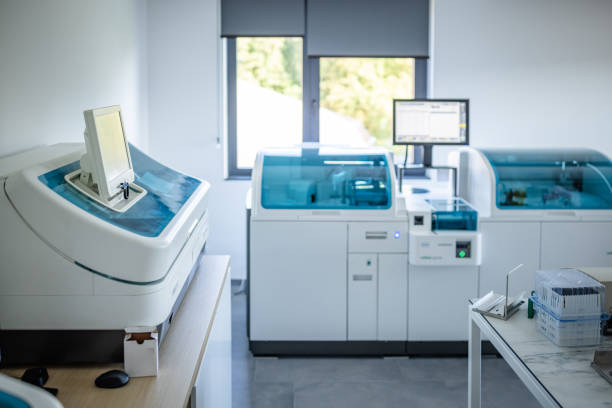 CRM پزشکی و نرمافزارهای مدیریت هوشمند برای آزمایشگاه پاتوبیولوژی در بندرعباس: توسعه وبسایت سلامت در ۲۰۲۶ - اتوماسیون آزمایشگاه پاتوبیولوژی و نرم افزار مدیریت آزمایشگاه