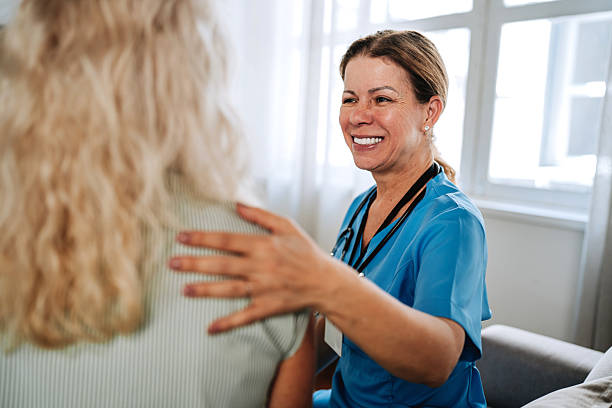 طراحی سایت پزشکی نوین برای فوق تخصص کلیه و مجاری ادراری در تهران: بهبود تجربه بیماران و نوبتدهی آنلاین هوشمند - بهبود تجربه بیمار در پزشکی