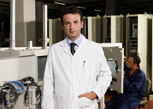 توسعه وبسایت سلامت و نرمافزارهای مدیریت مطب برای فوق تخصص کلیه در اصفهان: بهینهسازی فرآیندهای پزشکی