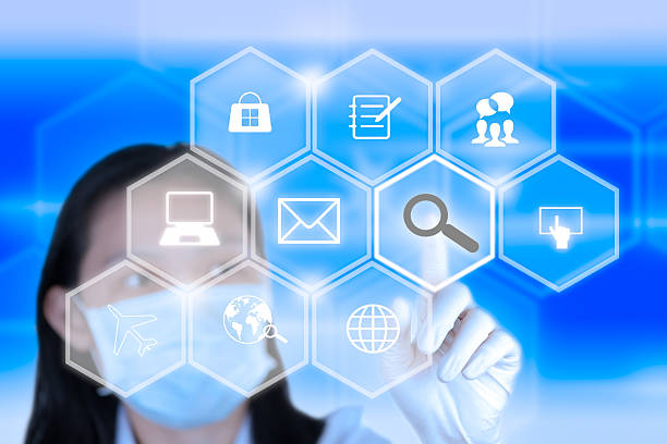 توسعه وب هوشمند پزشکی برای آزمایشگاهها در شیراز: نوبتدهی آنلاین آزمایشگاه و مدیریت ارتباط با بیمار آزمایشگاه