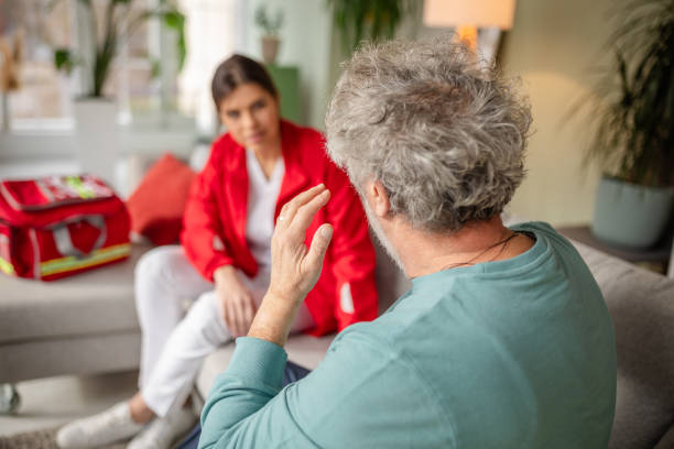 جذب مراجعین درمانی و تجربه کاربری بیمارمحور برای کلینیک ترک اعتیاد ۲۰۲۶