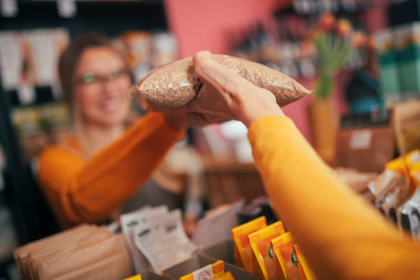 خرید و فروش عمده انواع فرآورده‌های غذایی: خشکبار، لبنیات، مواد پروتئینی، غلات و ادویه با بهترین قیمت در فروش‌یاب - فروش‌یاب، خرید و فروش عمده، آگهی تجاری