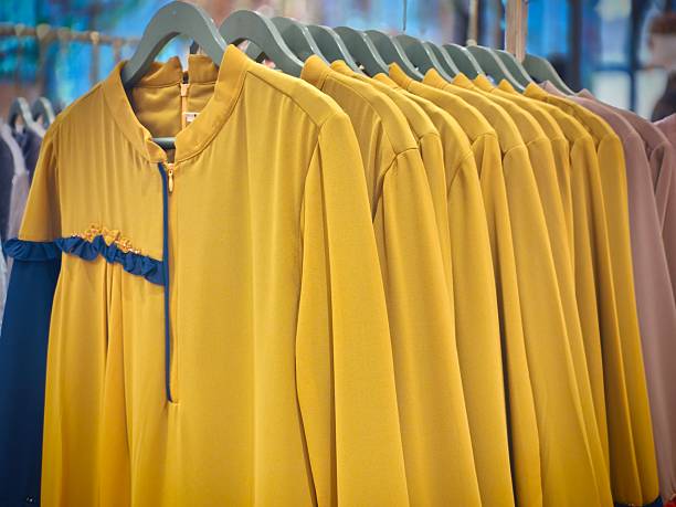 عمدهفروشی پوشاک زنانه، مردانه و بچگانه | خرید مستقیم از تولیدیها - پوشاک زنانه عمده و ثبت آگهی در فروشیاب