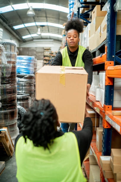 فروش و تحویل عمده کالا در فروشیاب