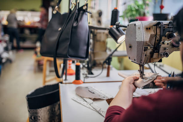 تولیدکننده کیف و کفش در فروشیاب | خرید و فروش عمده