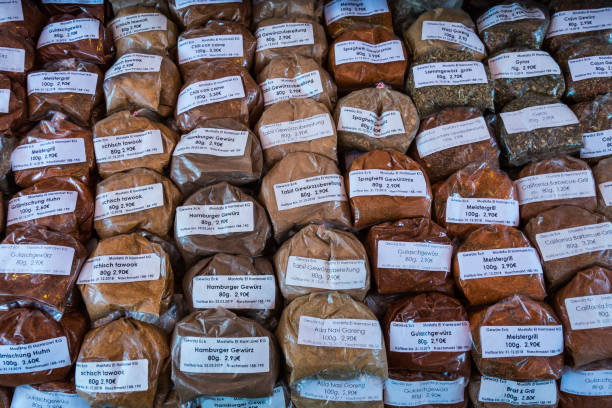 قیمت عمده ادویه و چاشنی | ارتباط بیواسطه با تامینکنندگان معتبر در فروشیاب - ادویههای رنگارنگ در بازار - فروشیاب، خرید و فروش عمده، آگهی تجاری