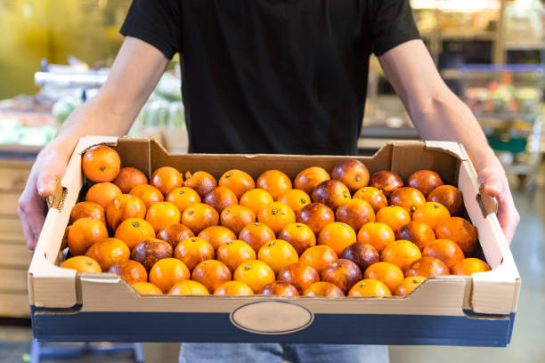 خرید مستقیم میوه از فروشنده در فروشیاب | آگهی عمده فروشی میوه