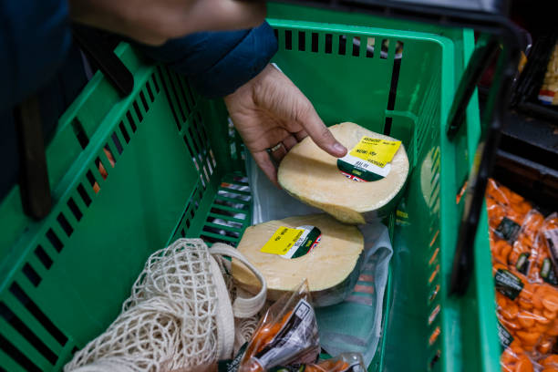 قیمت رقابتی میوه عمده در فروش‌یاب | خرید و فروش عمده میوه و صیفی