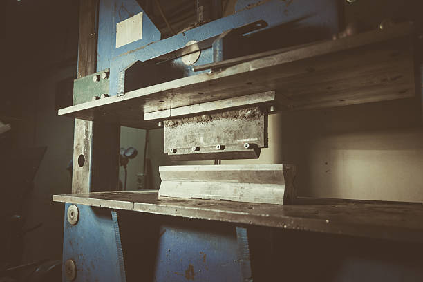 دستگاه پرس هیدرولیک صنعتی نو | گارانتی و فروش مستقیم از تولیدکننده | فروش‌یاب - خرید و فروش عمده