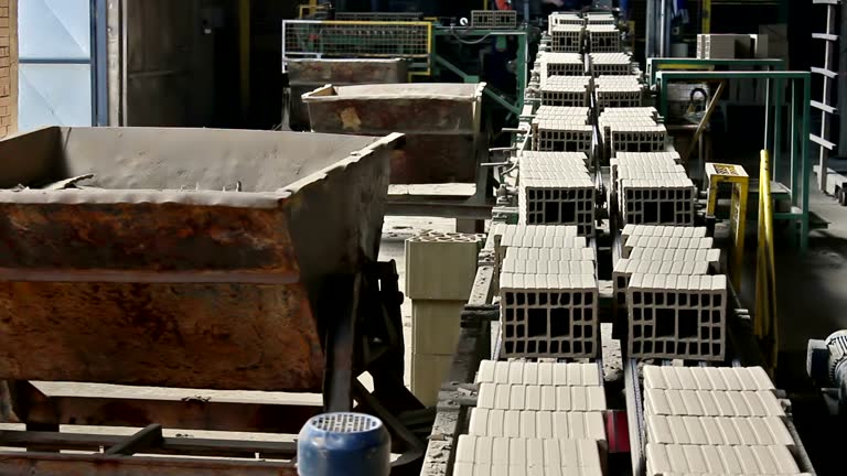 کارخانه تولید مصالح ساختمانی عمده و آجر | فروش مستقیم از تولیدکننده در فروش‌یاب