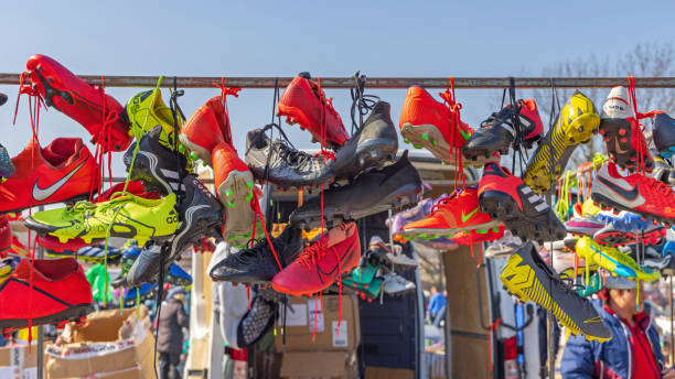 فروش عمده لوازم ورزشی و اسباببازی | آگهی رایگان در فروشیاب - بازار عمده فروشان - خرید و فروش عمده