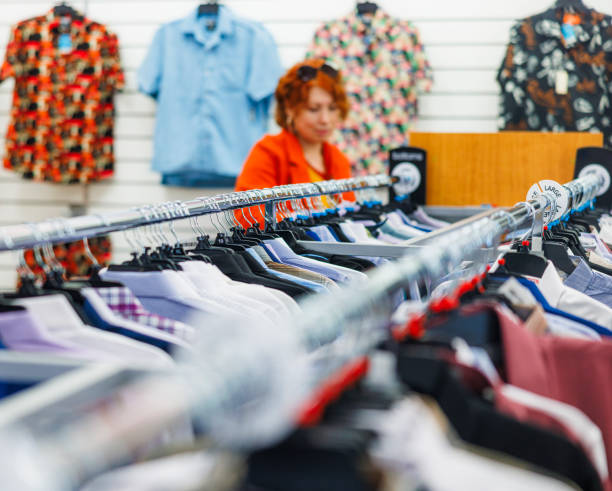 بازار عمده مد و لباس: خرید و فروش عمده در فروشیاب