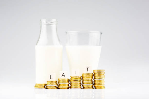 مفهوم افزایش هزینه‌های شیر در فرانسه، با تاکید بر اهمیت یافتن قیمت‌های رقابتی لبنیات و فرصت‌های خرید و فروش عمده در فروش‌یاب