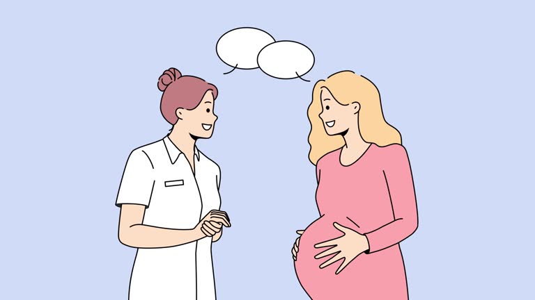 استراتژی محتوای پزشکی مرکز درمان ناباروری تبریز: پزشک در حال صحبت با خانم باردار