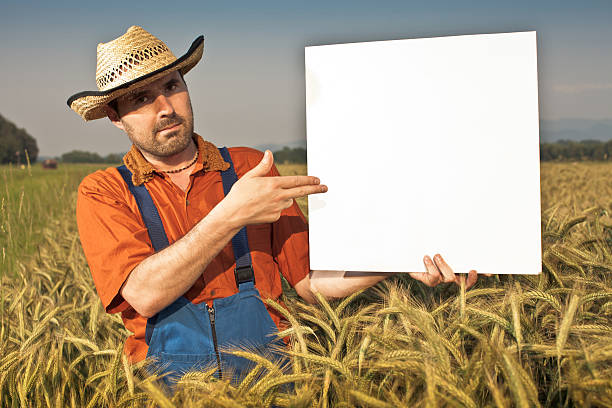 آگهی کشاورزی عمده در فروشیاب: خرید و فروش عمده محصولات باغی و زراعی و آگهی تجاری