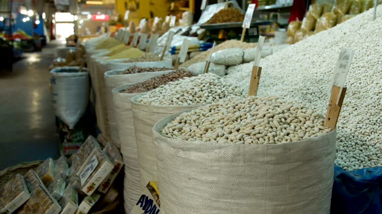 خرید و فروش عمده حبوبات: عدس، نخود، لوبیا با قیمت مستقیم در فروشیاب - فروشیاب، فروش عمده حبوبات، معاملات مستقیم حبوبات