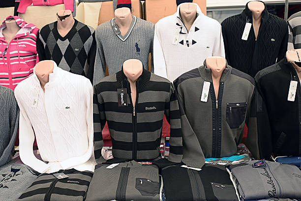 مد، پوشاک و پارچه | فروش عمده پوشاک زنانه، مردانه و بچگانه از تولیدی در فروشیاب | فروشیاب و آگهی عمده فروشی