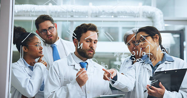 سیستم نوبتدهی آنلاین هوشمند برای آزمایشگاههای تخصصی شیراز - همکاری و تحقیق