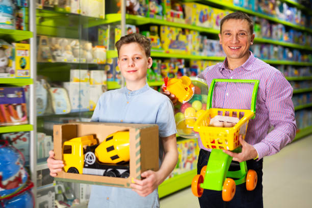 بازار عمده اسباببازی و لوازم ورزشی: ارتباط با خریداران در فروشیاب – فروشیاب، خرید عمده