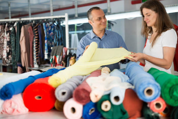 بازار عمده فروشان پوشاک و پارچه و ثبت آگهی در فروشیاب - خرید و فروش عمده، آگهی تجاری