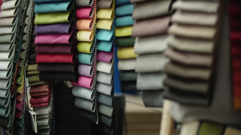 پارچه مبلی عمده فروشی | تنوع بالا، قیمت رقابتی | فروش از طریق فروشیاب - خرید و فروش عمده، آگهی تجاری