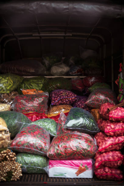 مقادیر زیادی مواد خام در وانت - فروش‌یاب، خرید و فروش عمده، قیمت رقابتی