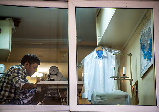 تولیدکننده پوشاک ایران و فروش عمده پارچه در فروشیاب - ثبت آگهی، خرید و فروش عمده، آگهی تجاری