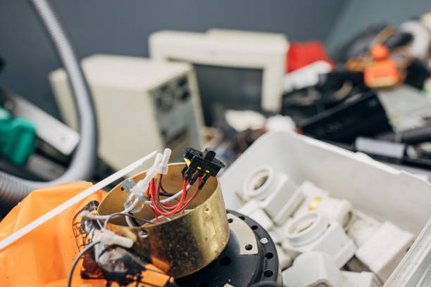 بازیافت و فروش ماشینآلات صنعتی کارکرده در فروشیاب | آگهی عمده فروشی