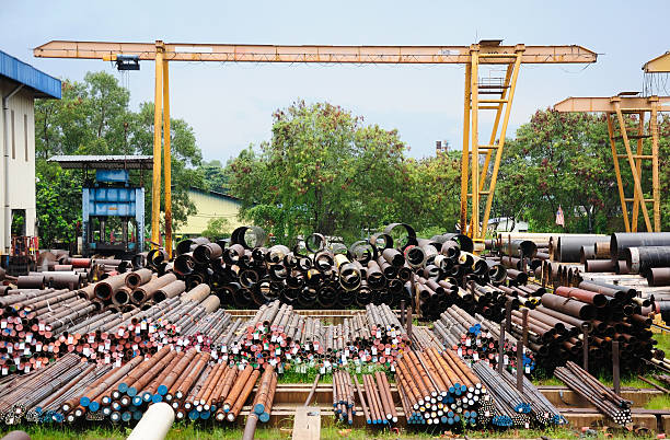 فلزات، مواد معدنی و شیمیایی: خرید و فروش عمده مواد اولیه صنعتی در فروشیاب