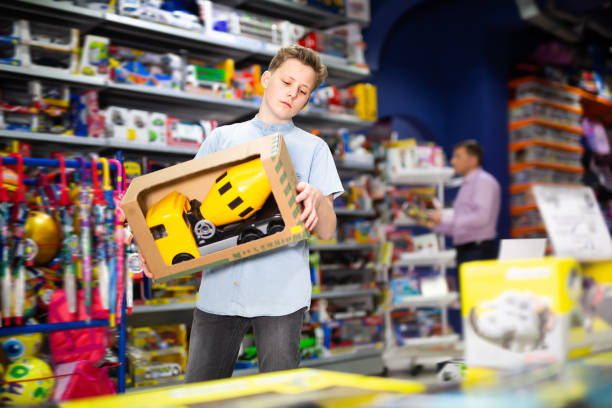 فروش عمده لوازم ورزشی و اسباببازی | ارتباط مستقیم با واردکنندگان و توزیعکنندگان در فروشیاب - خرید و فروش عمده