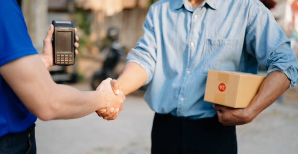 ارتباط مستقیم با فروشنده | تجربه خرید امن و مطمئن در فروشیاب - خرید و فروش عمده - آگهی تجاری