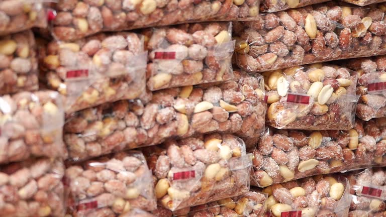 خرید و فروش عمده انواع خشکبار در فروشیاب | آگهی تجاری