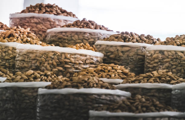 فروش عمده خشکبار با کیفیت اعلا: خرید مستقیم از تولیدکننده در فروش‌یاب - فروش‌یاب - خرید و فروش عمده