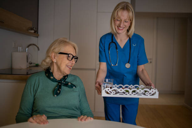 طراحی سایت پزشکی با UX بیمارمحور برای خدمات پرستاری در منزل در تهران