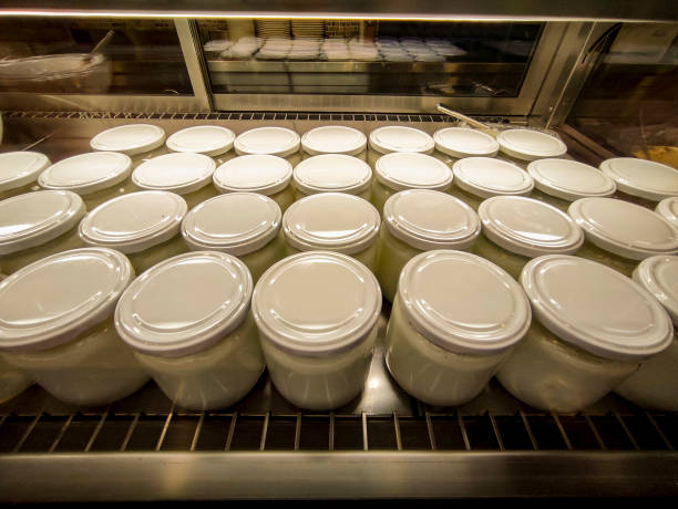 خرید و فروش عمده لبنیات: شیر، ماست، پنیر مستقیم از تولیدکننده در فروشیاب، ماست عمده، بازار عمده فروشان