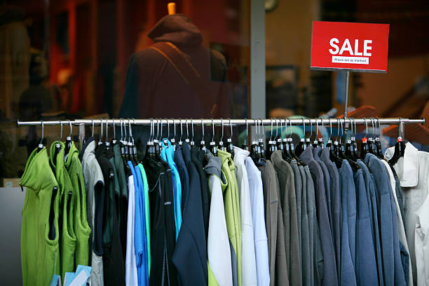 مد، پوشاک و پارچه عمده: خرید مستقیم از تولیدیها | آگهیهای فروشیاب - فروش عمده لباس و پوشاک ورزشی با قیمت رقابتی