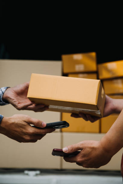 فروشیاب، ثبت آگهی، خرید و فروش عمده، آگهی تجاری