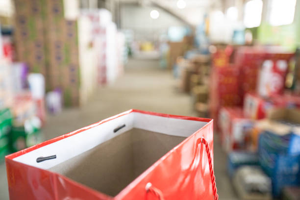 انبارداری، فروش‌یاب، خرید و فروش عمده، آگهی تجاری، مدیریت موجودی